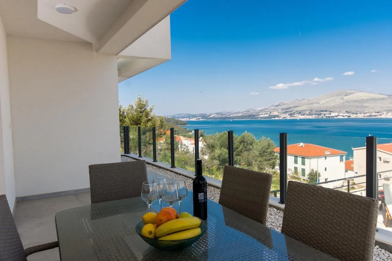 Apartment Julia Trogir